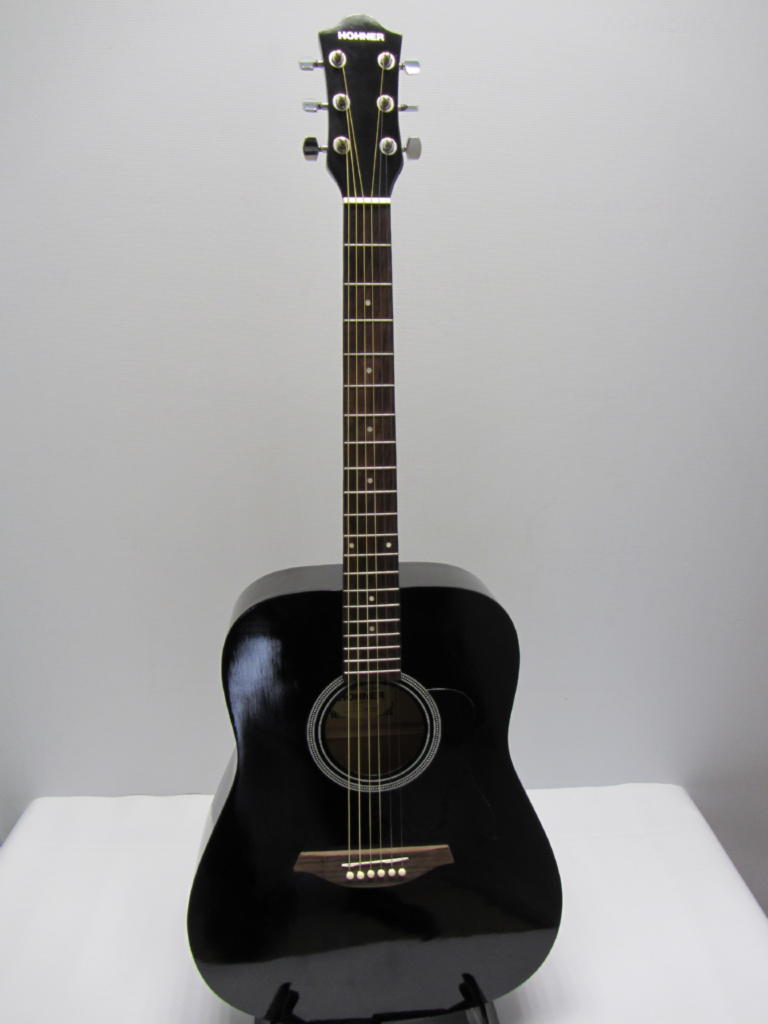 Hohner acoustic deals guitar hw220